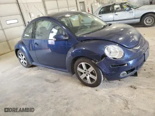 2006 Volkswagen New Beetle Coupe S with VIN 3VWRW31C96M406975, listed as a Copart auction lot 84021214 with 100,447 mi miles and Salvage Title. Bid and sale history available at carsss.com. Image 4.