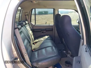 2003 Ford Explorer Sport Trac XLS z VIN 1FMZU77E63UA25807, wystawiony jako IAAI lot #42104625 z przebiegiem 230 608 mil mil oraz . Historia ofert i sprzedaży dostępna na DreamBid. Obrazek 8.
