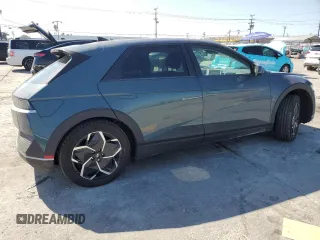 2024 Hyundai Ioniq 5 SE z VIN KM8KM4DE2RU278278, wystawiony jako Copart lot #47047935 z przebiegiem 7 829 mil mil oraz Szkoda całkowita • Salvage title. Historia ofert i sprzedaży dostępna na DreamBid. Obrazek 3.