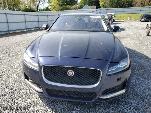 2016 Jaguar XF 35t Prestige with VIN SAJBK4BV1GCY23758, listed as a Copart auction lot 51360755 with 168,684 mi miles and Clean Title. Bid and sale history available at carsss.com. Image 5.
