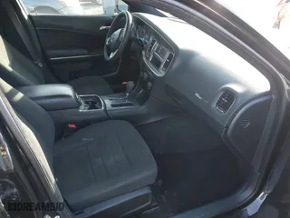 2014 Dodge Charger SE with VIN 2C3CDXBGXEH353860, listed as a IAAI auction lot 41819065 with 158,774 mi miles. Bid and sale history available at carsss.com. Image 5.