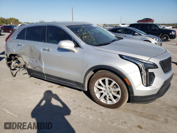 2019 Cadillac XT4 FWD Luxury z VIN 1GYAZAR46KF118537, wystawiony jako Copart lot #80746764 z przebiegiem 112 142 mil mil oraz Szkoda całkowita • Salvage title. Historia ofert i sprzedaży dostępna na DreamBid. Obrazek 4.