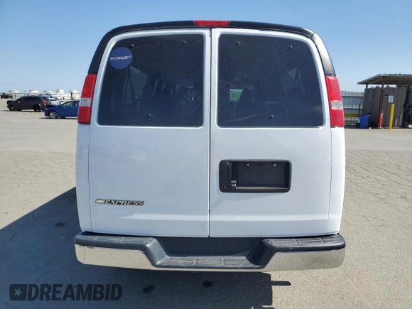 2019 Chevrolet Express Passenger LT с VIN 1GAZGPFG0K1196401, выставлен на аукционе Copart как лот 48614795 с пробегом 98 925 миль миль и Списание • Salvage title. История ставок и продаж доступна на DreamBid. Изображение 6.