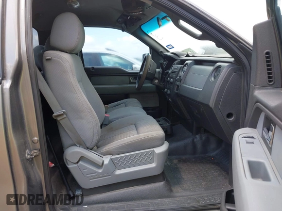 2013 Ford F-150 XL with VIN 1FTMF1CF7DFC87331, listed as a IAAI auction lot 42543166 with 222,970 mi miles and . Bid and sale history available at DreamBid. Image 5.