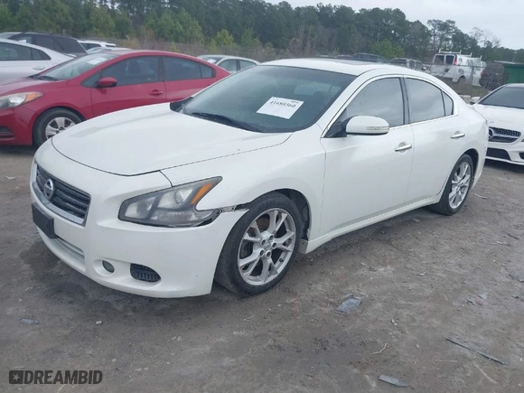 2014 Nissan Maxima 3.5 SV with VIN 1N4AA5AP8EC447276, listed as a IAAI auction lot 41680360 with 150,581 mi miles. Bid and sale history available at carsss.com. Image 2.