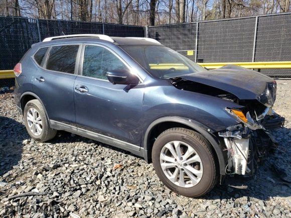 2015 Nissan Rogue SV with VIN 5N1AT2MV9FC918782, listed as a Copart auction lot 48858145 with 111,788 mi miles and Salvage Title. Bid and sale history available at carsss.com. Image 4.