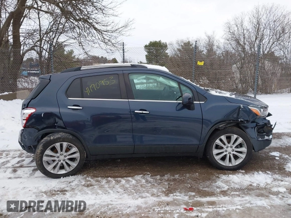 2018 Chevrolet Trax Premier with VIN 3GNCJRSB2JL267942, listed as a IAAI auction lot 41190953 with 39,918 mi miles. Bid and sale history available at carsss.com. Image 12.