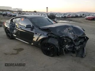 2015 BMW 6 Series 640i z VIN WBA6A0C59FD318390, wystawiony jako Copart lot #87831165 z przebiegiem Nie podano mil oraz Szkoda całkowita • Salvage title. Historia ofert i sprzedaży dostępna na DreamBid. Obrazek 4.