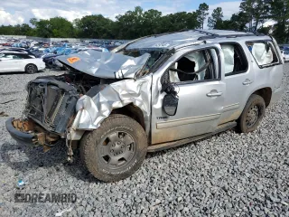 2010 Chevrolet Tahoe LT z VIN 1GNUCBE05AR189634, wystawiony jako Copart lot #56297945 z przebiegiem 292 816 mil mil oraz Szkoda całkowita • Salvage title. Historia ofert i sprzedaży dostępna na DreamBid. Obrazek 1.