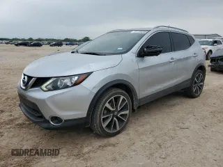 2017 Nissan Rogue SL z VIN JN1BJ1CP4HW031123, wystawiony jako Copart lot #51189205 z przebiegiem 44 720 mil mil oraz Czysty tytuł • Clean title. Historia ofert i sprzedaży dostępna na DreamBid. Obrazek 1.