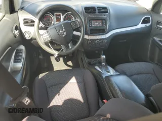 2014 Dodge Journey SXT z VIN 3C4PDCBG7ET126901, wystawiony jako Copart lot #52882625 z przebiegiem 176 923 mil mil oraz Szkoda całkowita • Salvage title. Historia ofert i sprzedaży dostępna na DreamBid. Obrazek 8.