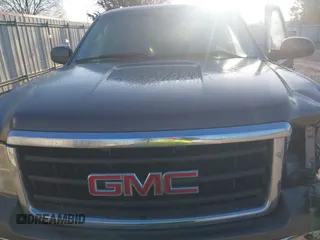 2007 GMC Sierra 1500 with VIN 2GTEK13Y071681590, listed as a IAAI auction lot 41774691 with 240,673 mi miles and . Bid and sale history available at DreamBid. Image 10.