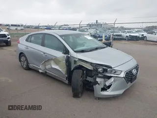 2020 Hyundai Ioniq SE z VIN KMHC75LC0LU242355, wystawiony jako IAAI lot #42144438 z przebiegiem 74 120 mil mil oraz . Historia ofert i sprzedaży dostępna na DreamBid. Obrazek 1.