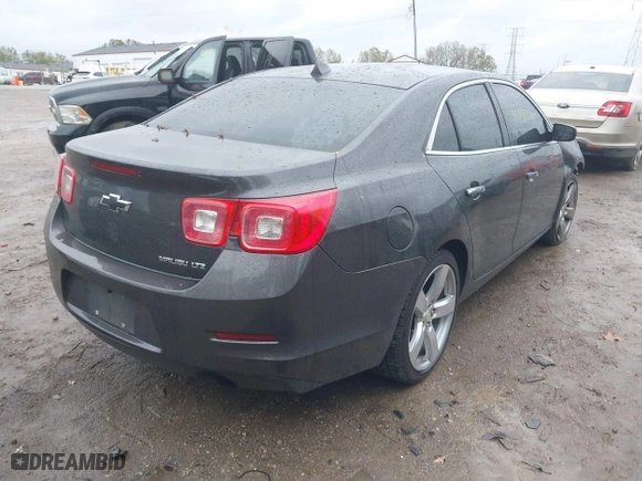 2013 Chevrolet Malibu LTZ with VIN 1G11H5SA1DF286288, listed as a IAAI auction lot 40457277 with 216,703 mi miles. Bid and sale history available at carsss.com. Image 4.