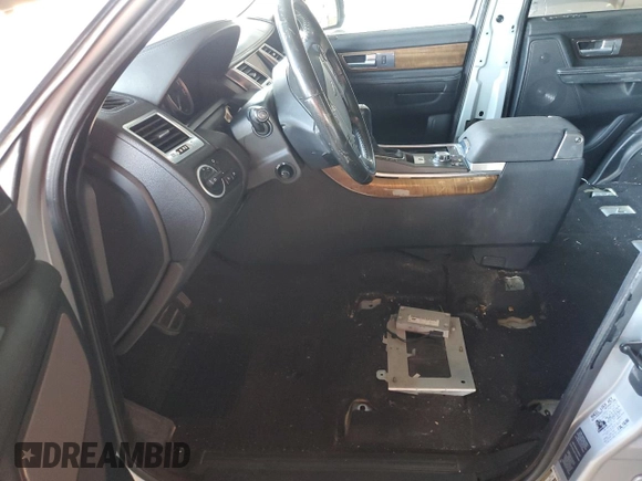 2010 Land Rover Range Rover Sport HSE with VIN SALSF2D49AA215834, listed as a Copart auction lot 48585095 with Not provided miles and Clean title. Bid and sale history available at DreamBid. Image 7.