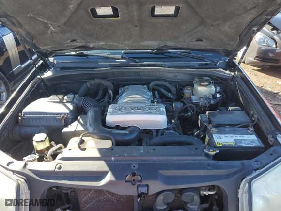 2004 Toyota 4Runner Limited with VIN JTEBT17R240035909, listed as a Copart auction lot 50452685 with 304,549 mi miles and Clean Title. Bid and sale history available at carsss.com. Image 12.
