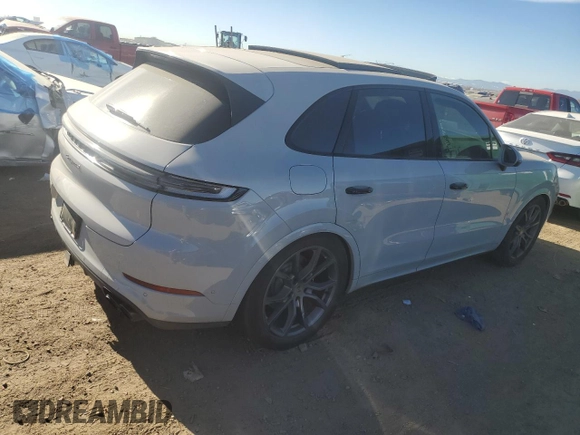 2024 Porsche Cayenne S with VIN WP1AL2AY1RDA34139, listed as a Copart auction lot 80035744 with 11,218 mi miles and Clean title. Bid and sale history available at DreamBid. Image 3.