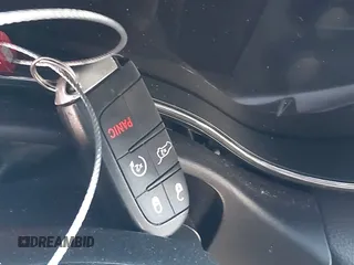 2018 Dodge Durango GT z VIN 1C4RDJDGXJC150724, wystawiony jako IAAI lot #40730678 z przebiegiem 59 332 mil mil oraz . Historia ofert i sprzedaży dostępna na DreamBid. Obrazek 11.