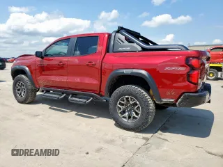 2024 Chevrolet Colorado 4WD ZR2 z VIN 1GCPTFEK5R1275826, wystawiony jako Copart lot #58793545 z przebiegiem 6 359 mil mil oraz Szkoda całkowita • Salvage title. Historia ofert i sprzedaży dostępna na DreamBid. Obrazek 2.