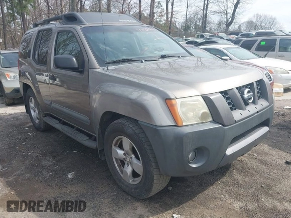 2005 Nissan Xterra S with VIN 5N1AN08U95C635085, listed as a IAAI auction lot 41806846 with 205,559 mi miles. Bid and sale history available at carsss.com. Image 1.