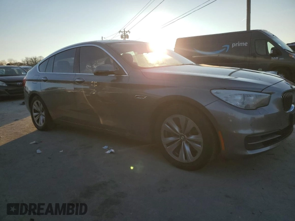 2014 BMW 5 Series 535i Gran Turismo xDrive z VIN WBA5M4C55ED183658, wystawiony jako Copart lot #82428474 z przebiegiem Nie podano mil oraz Szkoda całkowita • Salvage title. Historia ofert i sprzedaży dostępna na DreamBid. Obrazek 4.