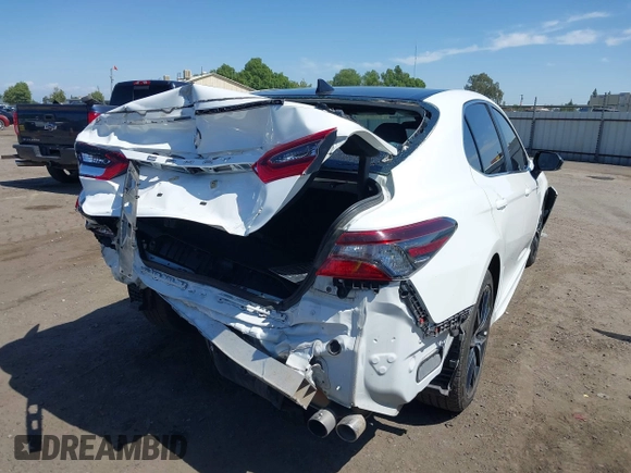 2021 Toyota Camry SE Nightshade with VIN 4T1G11AKXMU478406, listed as a IAAI auction lot 42106018 with 51,990 mi miles and . Bid and sale history available at DreamBid. Image 4.