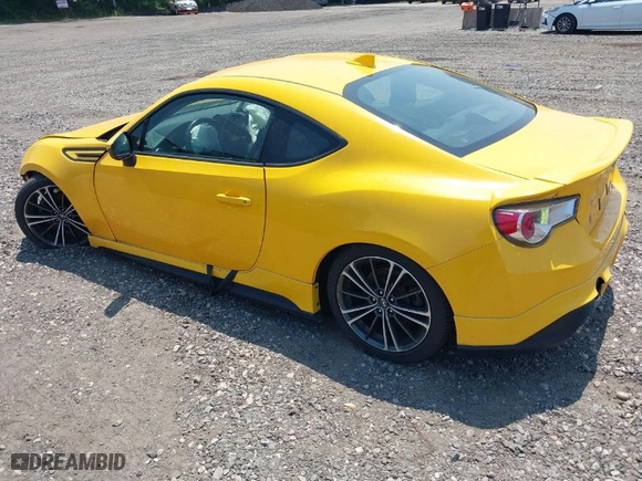 2015 Scion FR-S with VIN JF1ZNAA11F8706772, listed as a IAAI auction lot 39686329 with 21,298 mi miles. Bid and sale history available at carsss.com. Image 3.
