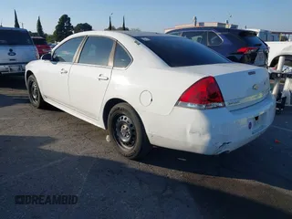 2016 Chevrolet Impala Limited Police Police with VIN 2G1WD5E3XG1101908, listed as a IAAI auction lot 41461498 with 141,481 mi miles. Bid and sale history available at carsss.com. Image 3.