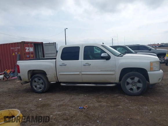 2009 Chevrolet Silverado 1500 with VIN 3GCEC33J79G169282, listed as a IAAI auction lot 41387505 with 243,182 mi miles and . Bid and sale history available at DreamBid. Image 13.