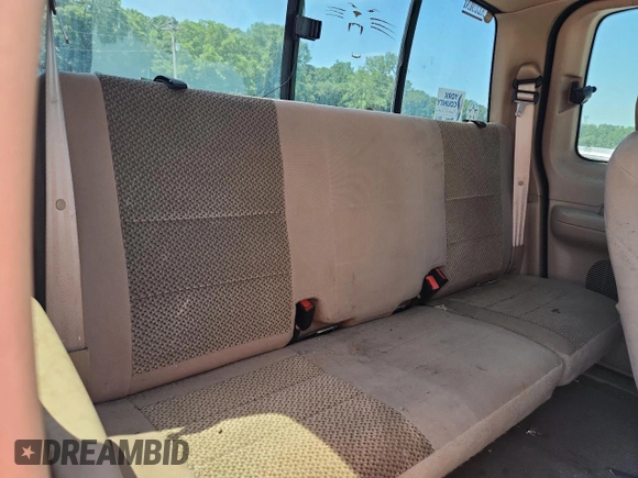 2004 Ford F-150 XL with VIN 2FTRX18W04CA13170, listed as a Copart auction lot 60932775 with 233,249 mi miles and Salvage title. Bid and sale history available at DreamBid. Image 10.