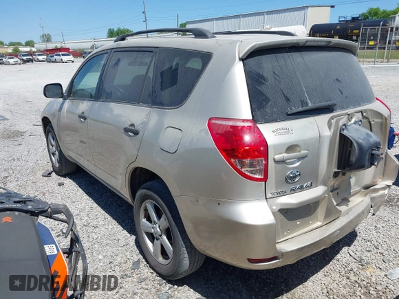 2008 Toyota RAV4 with VIN JTMBD33V886076628, listed as a IAAI auction lot 42050271 with 139,675 mi miles. Bid and sale history available at carsss.com. Image 3.