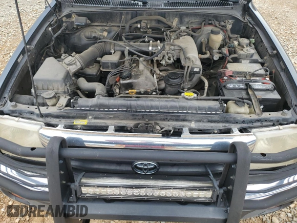 2000 Toyota Tacoma PreRunner with VIN 4TASM92N5YZ656353, listed as a Copart auction lot 60295275 with 281,573 mi miles and Clean title. Bid and sale history available at DreamBid. Image 11.