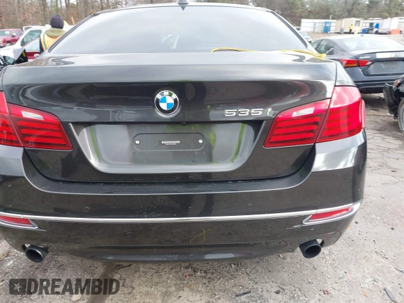 2014 BMW 5 Series 535i with VIN WBA5B1C51ED480639, listed as a IAAI auction lot 41257379 with Not Provided miles. Bid and sale history available at carsss.com. Image 16.
