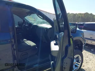 2006 Ford F-150 XLT with VIN 1FTRW12W66KC29356, listed as a IAAI auction lot 40590959 with 178,353 mi miles. Bid and sale history available at carsss.com. Image 5.
