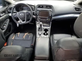 2019 Nissan Maxima SL z VIN 1N4AA6AV8KC372031, wystawiony jako Copart lot #54631325 z przebiegiem 102 361 mil mil oraz Szkoda całkowita • Salvage title. Historia ofert i sprzedaży dostępna na DreamBid. Obrazek 8.