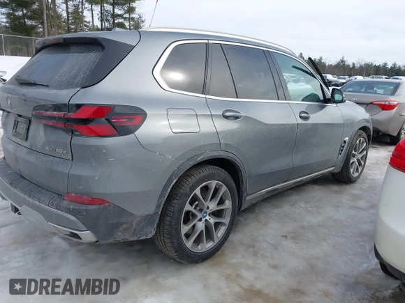 2024 BMW X5 xDrive50e with VIN 5UX43EU05R9S32424, listed as a IAAI auction lot 41622605 with 24,586 mi miles. Bid and sale history available at carsss.com. Image 4.