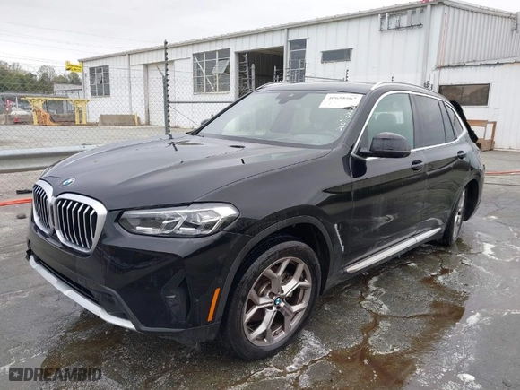 2024 BMW X3 xDrive30i with VIN 5UX53DP07R9U57826, listed as a IAAI auction lot 40658562 with 25,784 mi miles. Bid and sale history available at carsss.com. Image 2.