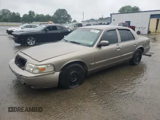 2006 Mercury Grand Marquis GS z VIN 2MEFM74V16X632284, wystawiony jako Copart lot #55080315 z przebiegiem 127 346 mil mil oraz Szkoda całkowita • Salvage title. Historia ofert i sprzedaży dostępna na DreamBid. Obrazek 1.