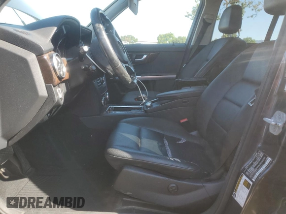 2015 Mercedes-Benz GLK 350 с VIN WDCGG8JB1FG423950, выставлен на аукционе Copart как лот 58440025 с пробегом 176 670 миль миль и Списание • Salvage title. История ставок и продаж доступна на DreamBid. Изображение 7.