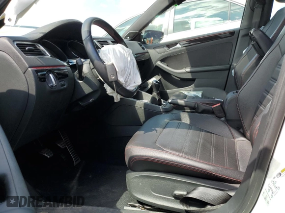 2017 Volkswagen Jetta GLI with VIN 3VW5T7AJ3HM366022, listed as a Copart auction lot 58187045 with 60,881 mi miles and Salvage title. Bid and sale history available at DreamBid. Image 7.