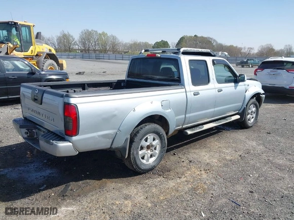 2003 Nissan Frontier 2WD SE with VIN 1N6ED29X33C468004, listed as a IAAI auction lot 41824588 with 184,220 mi miles. Bid and sale history available at carsss.com. Image 4.