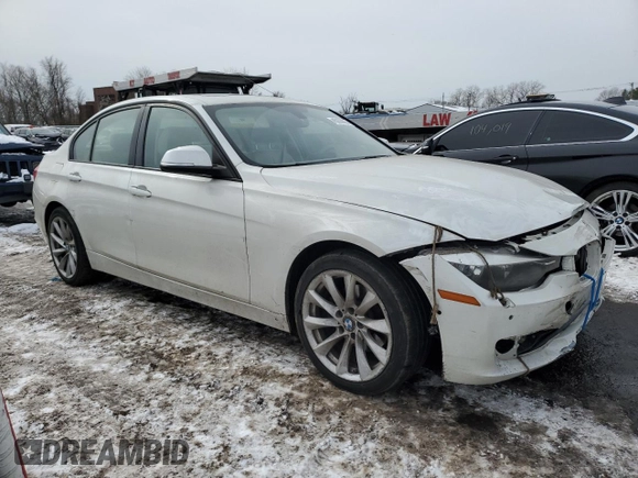 2013 BMW 3 Series 328i xDrive with VIN WBA3B5C53DF590089, listed as a Copart auction lot 45030805 with 141,980 mi miles and Non Repairable. Bid and sale history available at carsss.com. Image 4.
