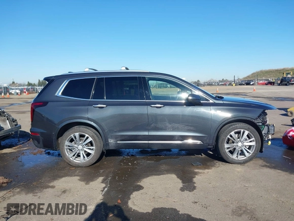 2022 Cadillac XT6 Premium Luxury with VIN 1GYKPFRS7NZ173703, listed as a IAAI auction lot 41335618 with 32,116 mi miles. Bid and sale history available at carsss.com. Image 14.