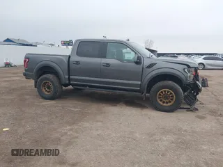 2019 Ford F-150 Raptor with VIN 1FTFW1RG9KFB45830, listed as a IAAI auction lot 41602022 with 136,401 mi miles. Bid and sale history available at carsss.com. Image 13.