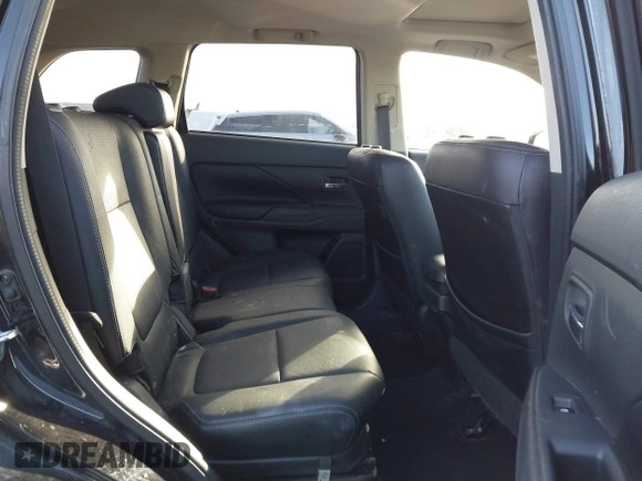 2016 Mitsubishi Outlander GT with VIN JA4JZ4AX0GZ033187, listed as a IAAI auction lot 41356040 with 100,462 mi miles and . Bid and sale history available at DreamBid. Image 8.