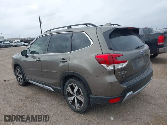 2021 Subaru Forester Touring with VIN JF2SKAXC9MH556986, listed as a IAAI auction lot 41717748 with 33,573 mi miles. Bid and sale history available at carsss.com. Image 14.