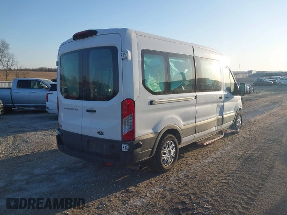 2020 Ford Transit Passenger XL with VIN 1FBAX2C8XLKA89036, listed as a IAAI auction lot 41456332 with 31,414 mi miles and . Bid and sale history available at DreamBid. Image 4.