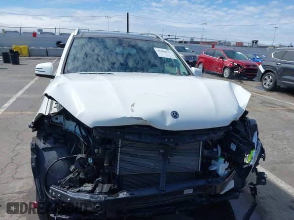 2018 Mercedes-Benz GLS 450 with VIN 4JGDF6EE9JB049030, listed as a IAAI auction lot 41804243 with 60,985 mi miles and . Bid and sale history available at DreamBid. Image 13.