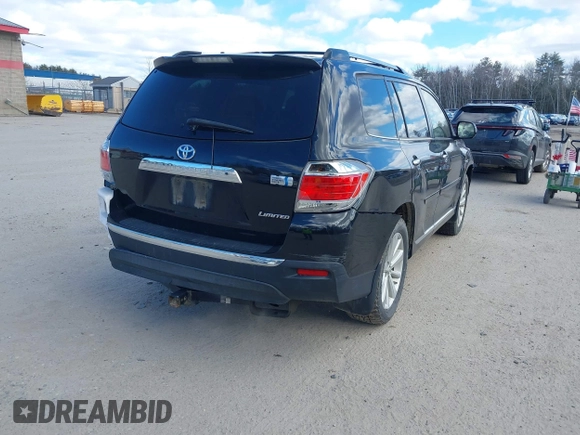 2013 Toyota Highlander Limited with VIN JTEDC3EH4D2014739, listed as a IAAI auction lot 41897547 with 309,926 mi miles and . Bid and sale history available at DreamBid. Image 4.