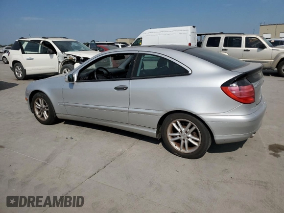 2003 Mercedes-Benz C 230 Kompressor with VIN WDBRN40J43A407471, listed as a Copart auction lot 74177904 with Not provided miles and Clean title. Bid and sale history available at DreamBid. Image 2.